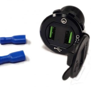 2X UGRADANA USB UTICNICA  SA BRZIM PUNJENJEM