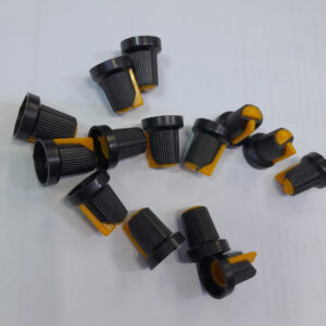 DUGME ZA POTENCIOMETAR 6mm PLASTICNO CRNO-ZUTO