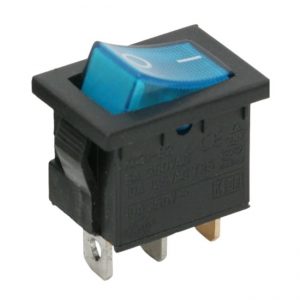 PREKIDAC PLAVI KOCKASTI 19X13mm 3 PINA KL-65