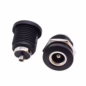 KONEKTOR DC ZENSKI SASIJSKI PLASTICNI 2,1MM