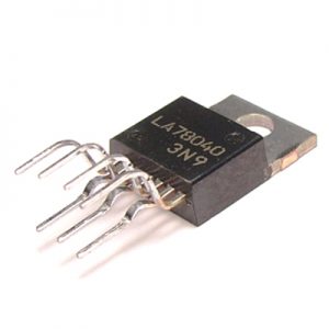IC LA78040