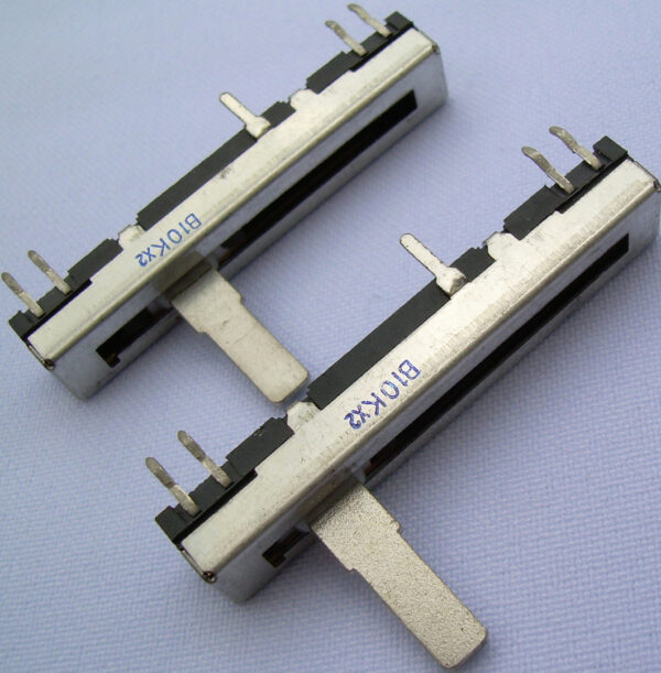 SIBER POTENCIOMETAR B10K 45mm T1 STEREO 1
